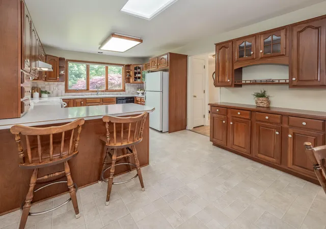 4th image of 6669 W H Ave, Kalamazoo, MI 49009 | MLS# 66026031875