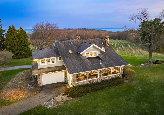 Photo 1 of Single family home for sale at 2770 Nelson Rd, Traverse City, MI 49686 | MLS# 78080070234 | Listing updated on 2026-07-01