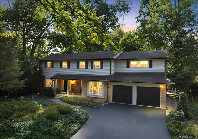 Photo 1 of Sale Pending at 1850 Dorchester Rd, Birmingham, MI 48009 | MLS# 20261048416 | Listing updated on 2026-08-18