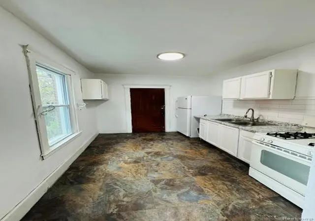 Photo 9 of Multi family home for sale at 72 Pilgrim St, Highland Park, MI 48203 | MLS# 20261048418 | Listing updated on 2026-07-06