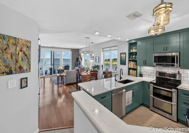 Photo 3 of Condo for sale at 2964 Lakeshore Dr #E501, Muskegon, MI 49441 | MLS# 71026031941 | Listing updated on 2026-09-15