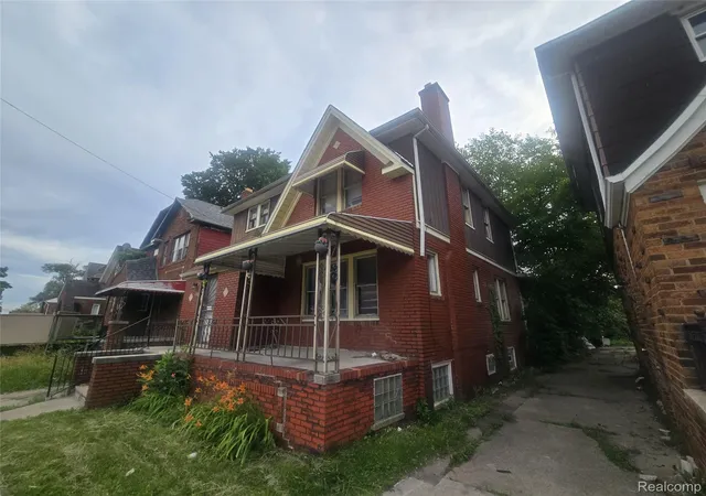 Photo 2 of Single family home for sale at 16171 Washburn St, Detroit, MI 48221 | MLS# 20261048436 | Listing updated on 2026-09-09