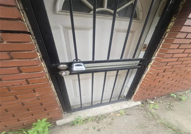 Photo 3 of Single family home for sale at 16171 Washburn St, Detroit, MI 48221 | MLS# 20261048436 | Listing updated on 2026-09-09