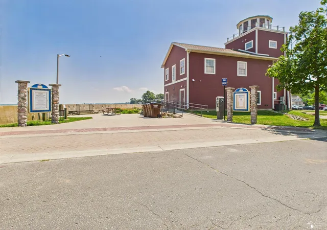 54th image of 4356 14th St, Luna Pier, MI 48157 | MLS# 57050212840
