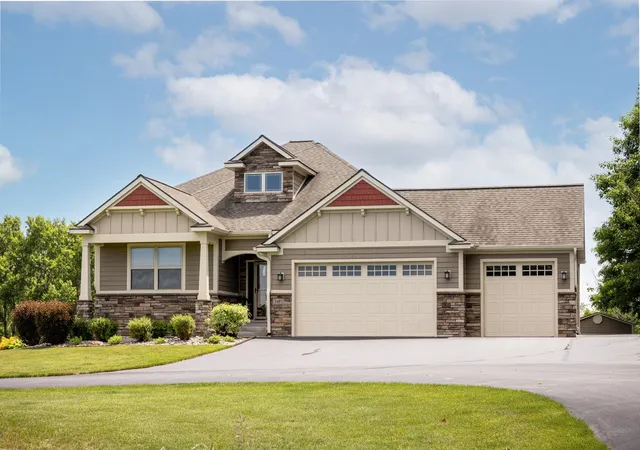Photo 1 of Single family home for sale at 3481 Huellmantel Dr, Traverse City, MI 49685 | MLS# 78080070245 | Listing updated on 2026-07-29
