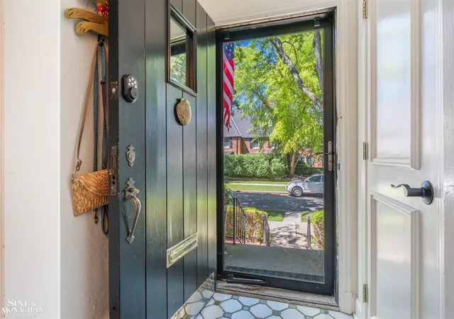 Listing Photo 3 - Condo for sale in building located at 398 Rivard Blvd, Grosse Pointe, MI 48230