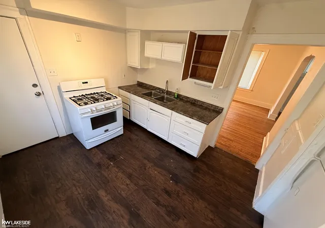 Photo 3 of Single family home for sale at 2301 La Belle St, Detroit City Wayne, MI 48238 | MLS# 58050212860 | Listing updated on 2026-08-24