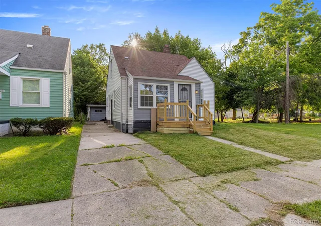 Photo 2 of Single family home for sale at 7415 Plainview Ave, Detroit, MI 48228 | MLS# 20261048493 | Listing updated on 2026-09-14