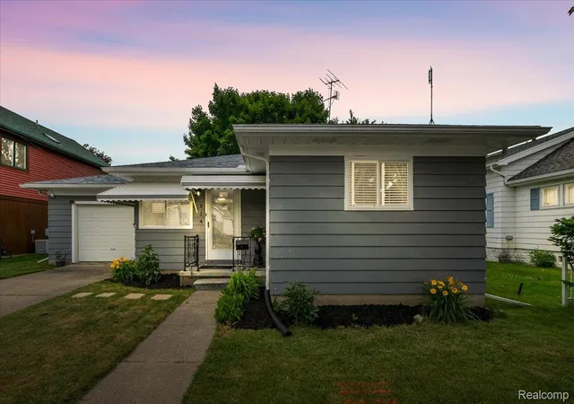 1st image of 834 S Main St, Marine City, MI 48039 | MLS# 20261048499