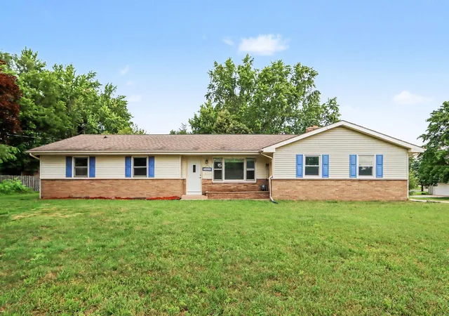 Photo 2 of Single family home for sale at 6083 Woodlea Dr, Kalamazoo, MI 49048 | MLS# 64026032026 | Listing updated on 2026-09-15