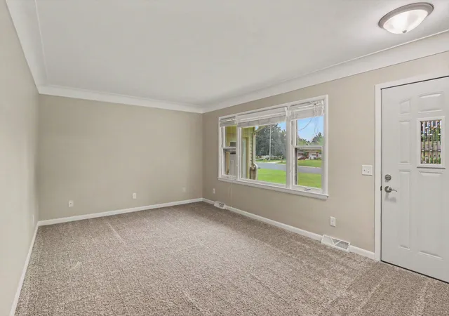 Photo 3 of Single family home for sale at 6083 Woodlea Dr, Kalamazoo, MI 49048 | MLS# 64026032026 | Listing updated on 2026-09-15