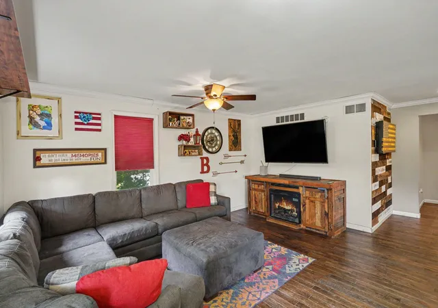 Photo 3 of Single family home for sale at 6129 Old State Rd, North Branch, MI 48461 | MLS# 81026032030 | Listing updated on 2026-07-18