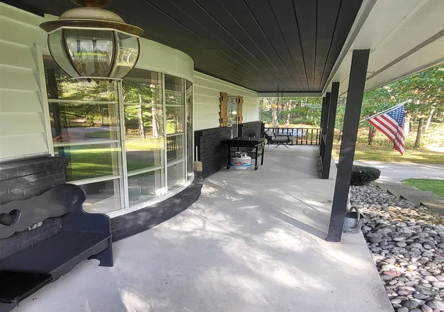 5th image of 6753 Roanoak Dr, Oscoda, MI 48750 | MLS# 77080070261