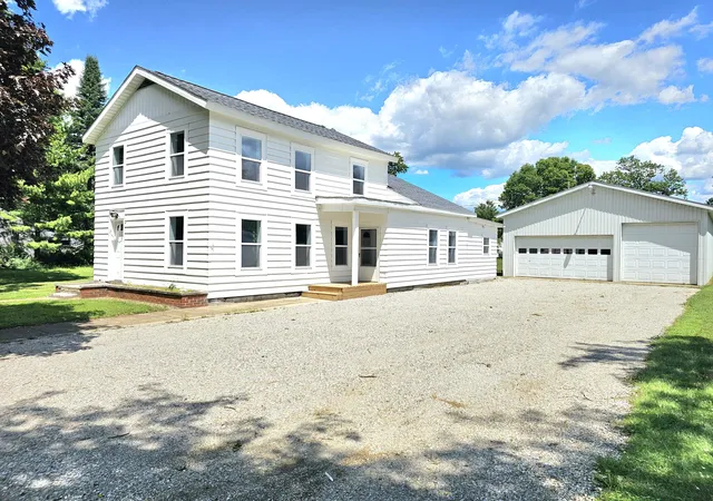 Photo 1 of Single family home for sale at 207 S Company St, White Pigeon, MI 49099 | MLS# 68026032041 | Listing updated on 2026-06-26