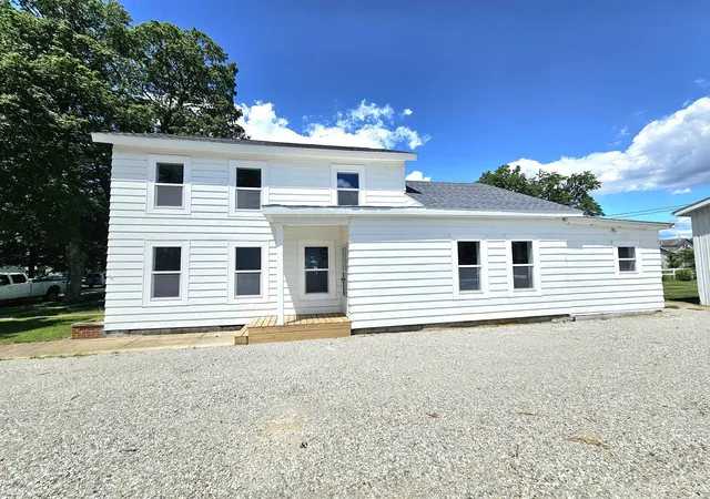 Photo 3 of Single family home for sale at 207 S Company St, White Pigeon, MI 49099 | MLS# 68026032041 | Listing updated on 2026-06-26