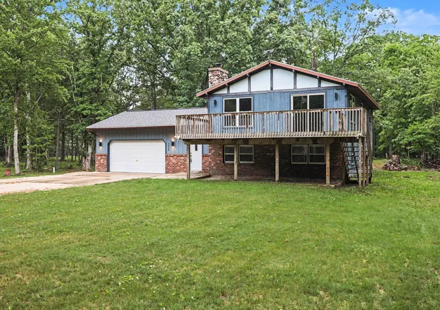 3rd image of 3920 Simonelli Rd, Whitehall, MI 49461 | MLS# 65026032050