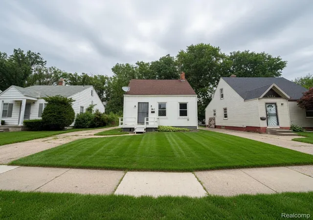 Photo 1 of Single family home for sale at 6300 Radnor St, Detroit, MI 48224 | MLS# 20261048529 | Listing updated on 2026-07-06