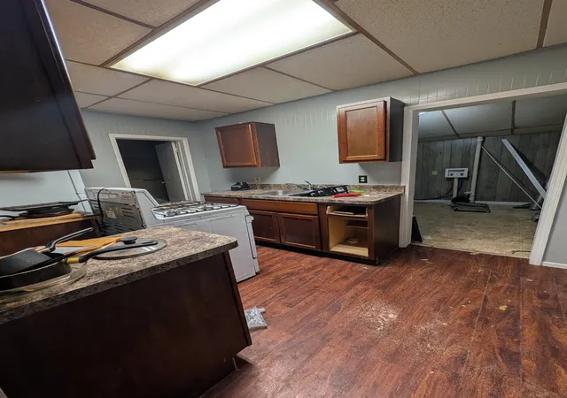 Photo 4 of Single family home for sale at 710 Holden St, Saginaw, MI 48601 | MLS# 61050212887 | Listing updated on 2026-09-02