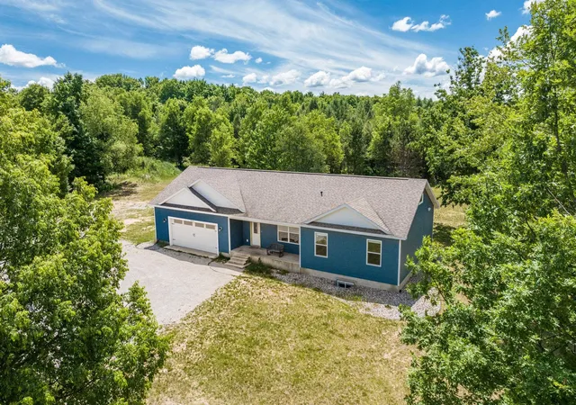 1st image of 3424 Starlight Trl, Kingsley, MI 49649 | MLS# 78080070270