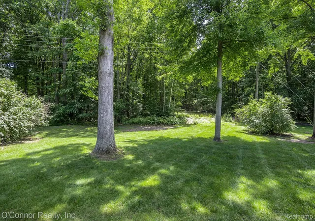 44th image of 3239 Turnberry, Port Huron, MI 48060 | MLS# 20261048555