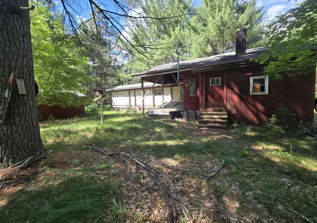 3rd image of 2637 S Jenny Cir, Baldwin, MI 49304 | MLS# 65026032085