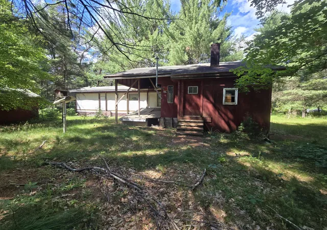 5th image of 2637 S Jenny Cir, Baldwin, MI 49304 | MLS# 65026032085