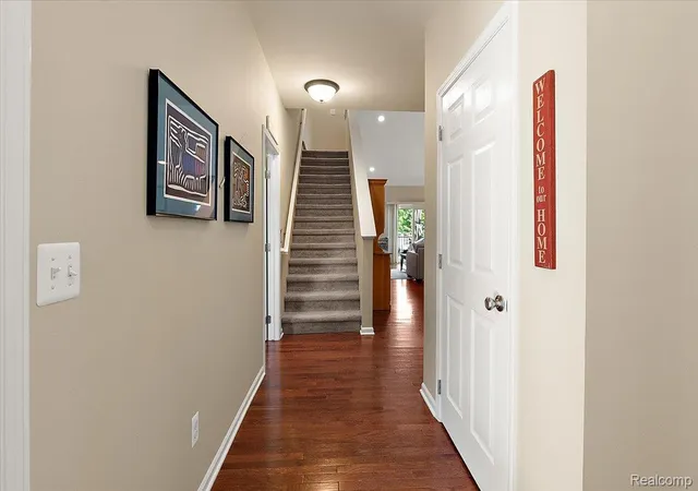 5th image of 3349 Grove Ln, Auburn Hills, MI 48326 | MLS# 20261048569