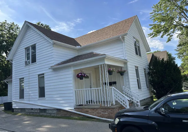 Photo 1 of Sale Pending at 19 Washington St, Mount Clemens, MI 48043 | MLS# 58050212907 | Listing updated on 2026-08-28