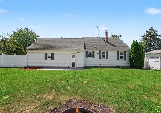25th image of 728 Ohio Ave, Fremont, MI 49412 | MLS# 67026032121