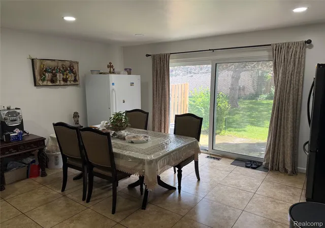 5th image of 14804 El Dorado Ter #22, Troy, MI 48088 | MLS# 20261048603
