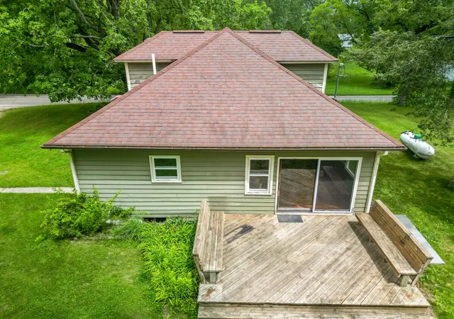 Photo 3 of Single family home for sale at 172 Bridge St, Newaygo, MI 49337 | MLS# 72026032147 | Listing updated on 2026-08-23