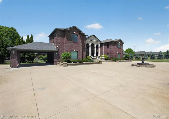 Photo 3 of Mansion for sale at 6223 Valleyfield Dr, Plymouth, MI 48170 | MLS# 20261048615 | Listing updated on 2026-08-01