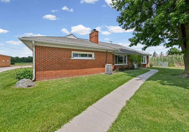4th image of 7762 Shea Rd, Ira, MI 48023 | MLS# 58050212923