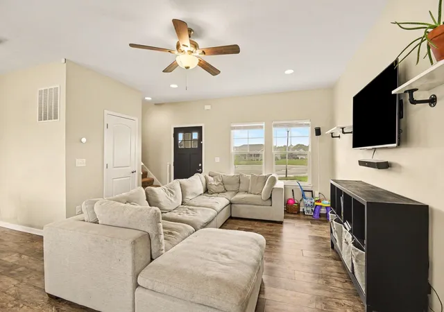 2nd image of 173 Crystal Ct, Alma, MI 48801 | MLS# 79080070280