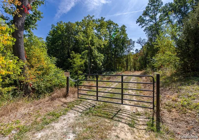 Photo 2 of Land for sale at 10516 Merrill Dr, Fenton, MI 48430 | MLS# 20261048644 | Listing updated on 2026-08-26
