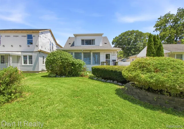 Photo 1 of Single family home for sale at 26546 Palmer Blvd, Madison Heights City Oakland, MI 48071 | MLS# 20261048663 | Listing updated on 2026-08-31