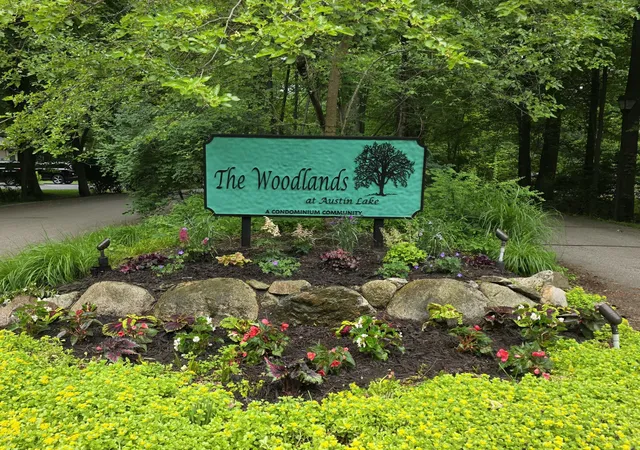 Listing Photo 2 - Condo for sale in building located at 9285 Sassafras Trl, Portage, MI 49002 - Unit #78