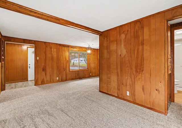 Photo 3 of Single family home for sale at 2816 Madison St, Niles, MI 49120 | MLS# 64026032221 | Listing updated on 2026-10-05