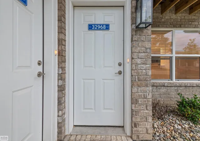Listing Photo 4 - Condo for sale in building located at 32968 Antrim Dr, New Baltimore, MI 48047