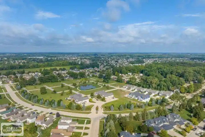Listing Photo 24 - Condo for sale in 32972 Antrim Dr located at 32972 Antrim Dr, New Baltimore, MI 48047 - Unit 32972 Antrim Dr