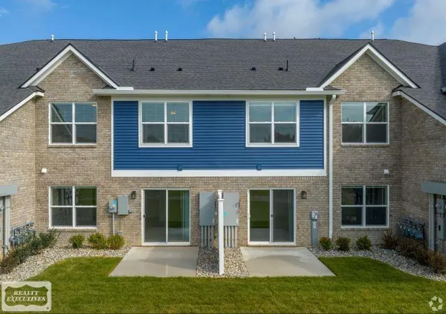 Photo 3 of Condo for sale at 32972 Antrim Dr, New Baltimore, MI 48047 | MLS# 58050212960 | Listing updated on 2026-08-30