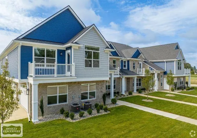 Photo 2 of Condo for sale at 32956 Antrim Dr, New Baltimore, MI 48047 | MLS# 58050212968 | Listing updated on 2026-08-01