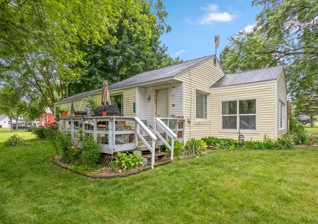 Photo 1 of Single family home for sale at 218 Edgar St, Lakeview, MI 48850 | MLS# 72026032261 | Listing updated on 2026-09-04
