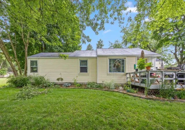 Photo 3 of Single family home for sale at 218 Edgar St, Lakeview, MI 48850 | MLS# 72026032261 | Listing updated on 2026-09-04