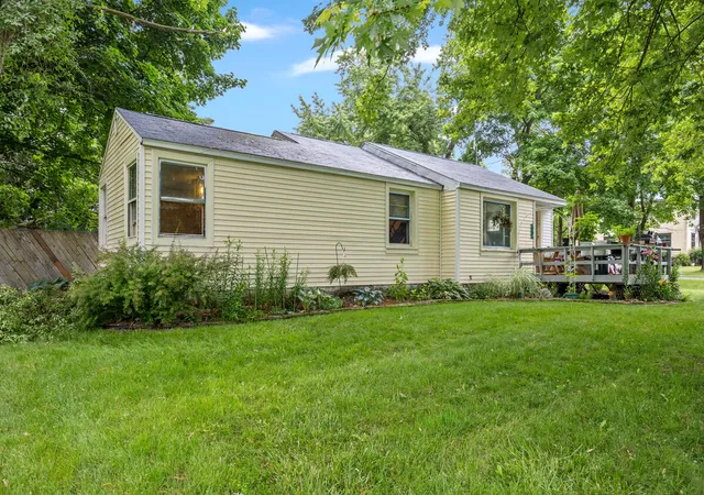 Photo 3 of Single family home for sale at 218 Edgar St, Lakeview, MI 48850 | MLS# 72026032261 | Listing updated on 2026-09-04