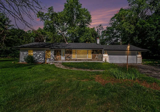 Photo 2 of Single family home for sale at 24900 N Cromwell Dr, Franklin, MI 48025 | MLS# 81026032266 | Listing updated on 2026-08-30