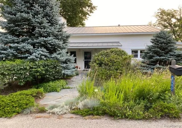 2nd image of 4682 Rockcroft Blvd, Clarkston, MI 48346 | MLS# 20261048744