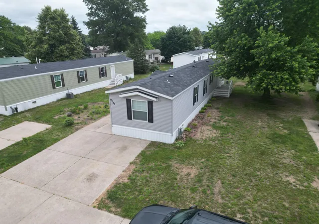 1st image of 9020 4 Winds Ln W, West Olive, MI 49460 | MLS# 71026032279