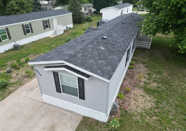 Photo 4 of Single family home for sale at 9020 4 Winds Ln W, West Olive, MI 49460 | MLS# 71026032279 | Listing updated on 2026-07-29