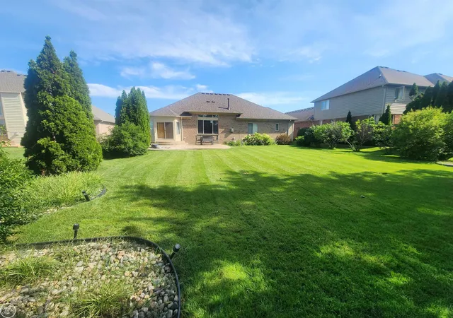 Photo 4 of Single family home for sale at 21766 Ambassador Dr, Macomb, MI 48044 | MLS# 58050212982 | Listing updated on 2026-08-19